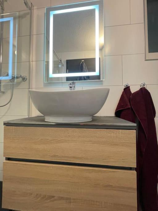 Villa Bootsmann Mit Spektakulaerer Seesicht Nahe Badestrand Вицнау Екстер'єр фото